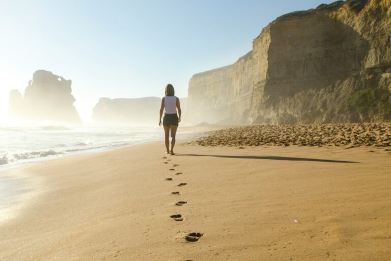Guide: Planning for a longer life: Wellbeing tips and financial management strategies